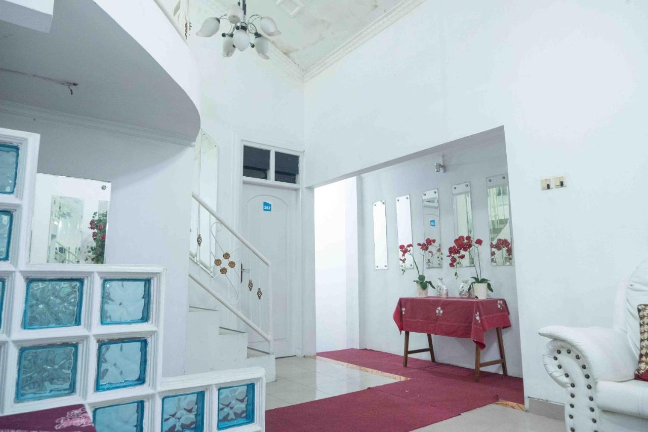 Hotel House Of Joy Sopalan Redpartner Kalasan Esterno foto